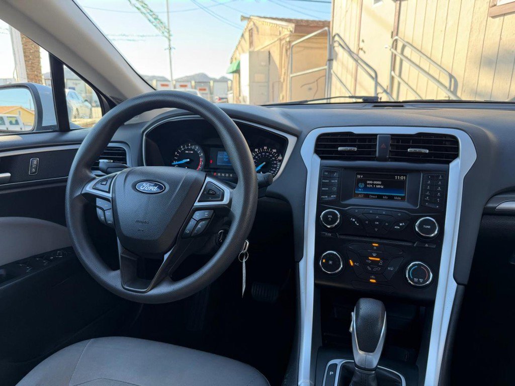 Used 2014 Ford Fusion S image 24