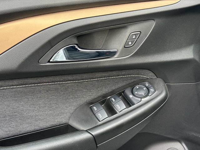 Used 2023 Chevrolet TrailBlazer ACTIV w/ Sun and Liftgate Package image 16