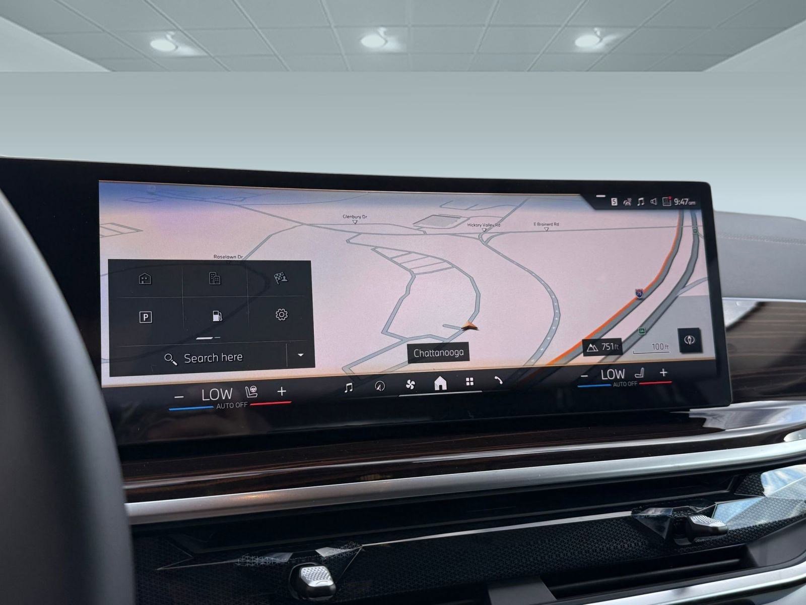 Used 2026 BMW X7 xDrive40i w/ Premium Package image 27