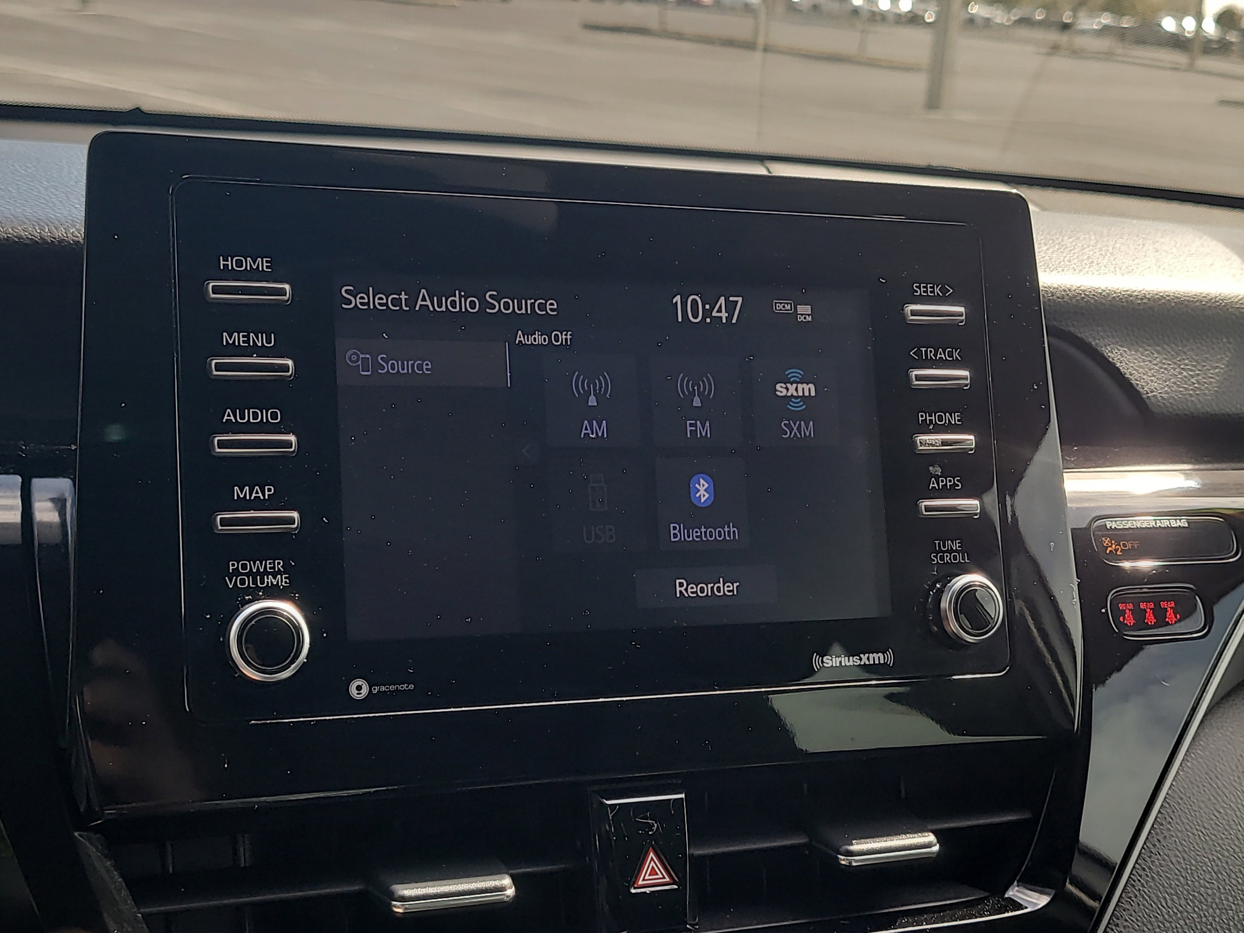 Used 2021 Toyota Camry SE image 21