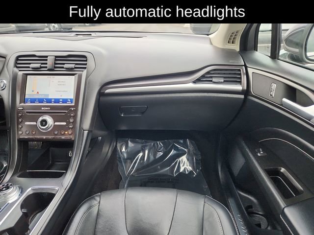 Used 2020 Ford Fusion Titanium image 24