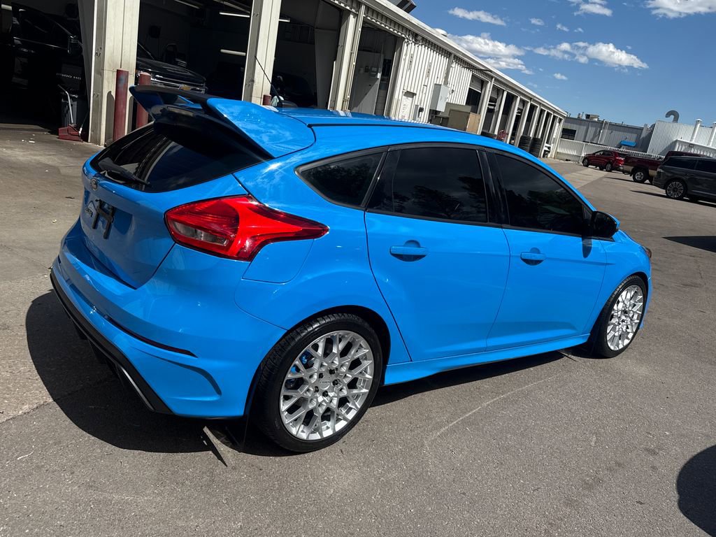 Used 2017 Ford Focus RS AWD/4WD image 10