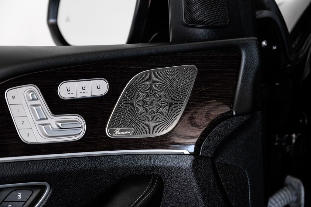 Used 2023 Mercedes-Benz GLS 450 4MATIC w/ AMG Line Exterior image 51