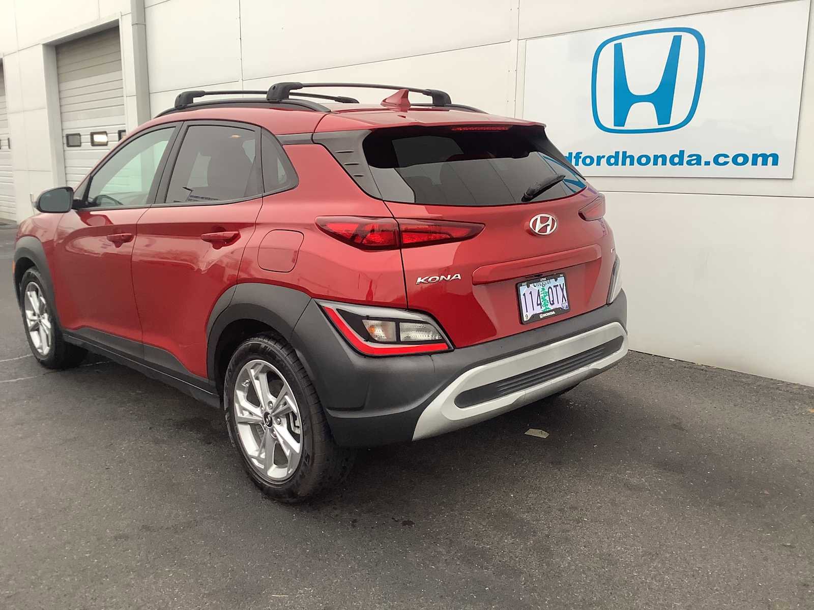 Used 2022 Hyundai Kona SEL w/ Convenience Package image 4