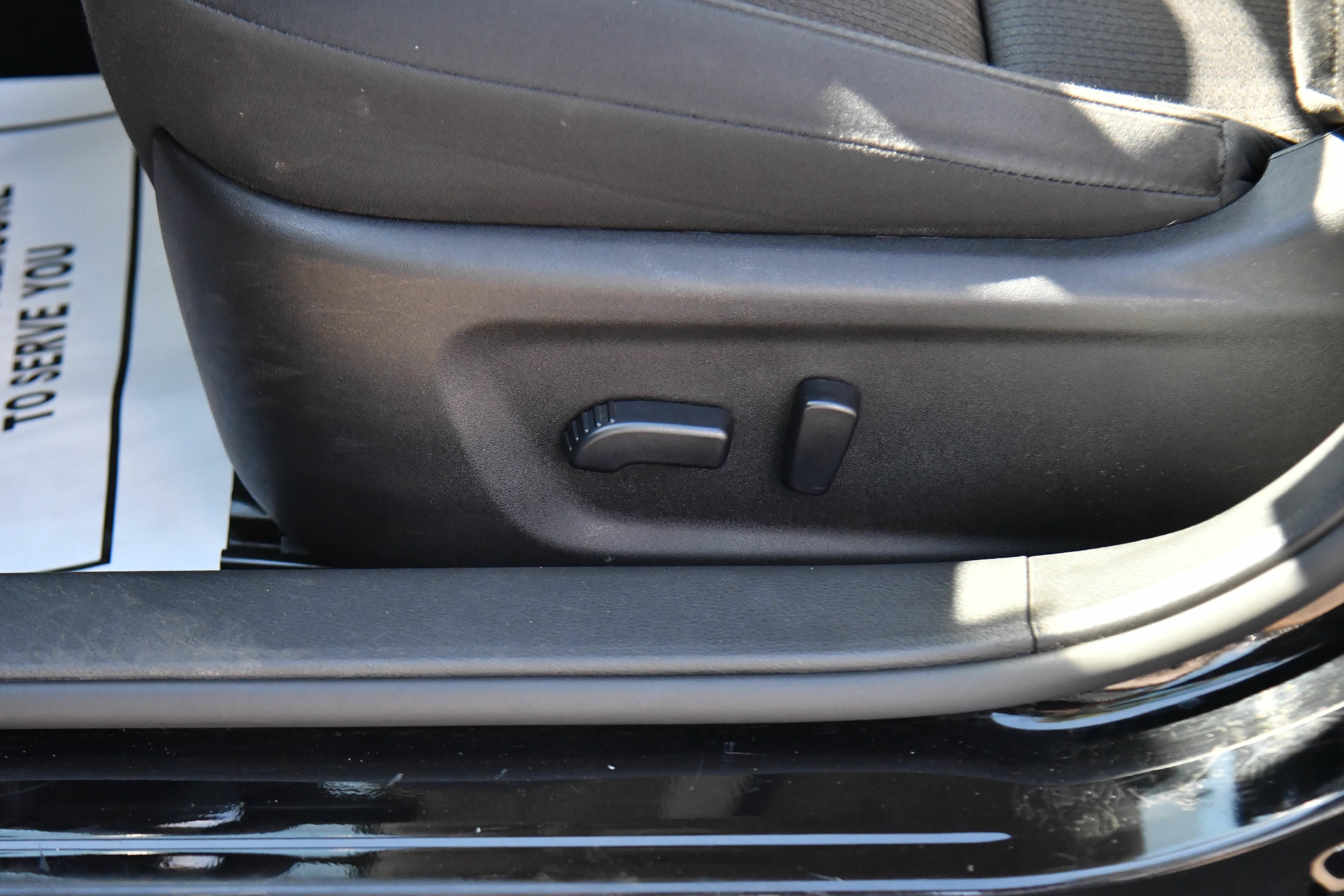 Used 2024 Nissan Altima 2.5 SV FWD image 16