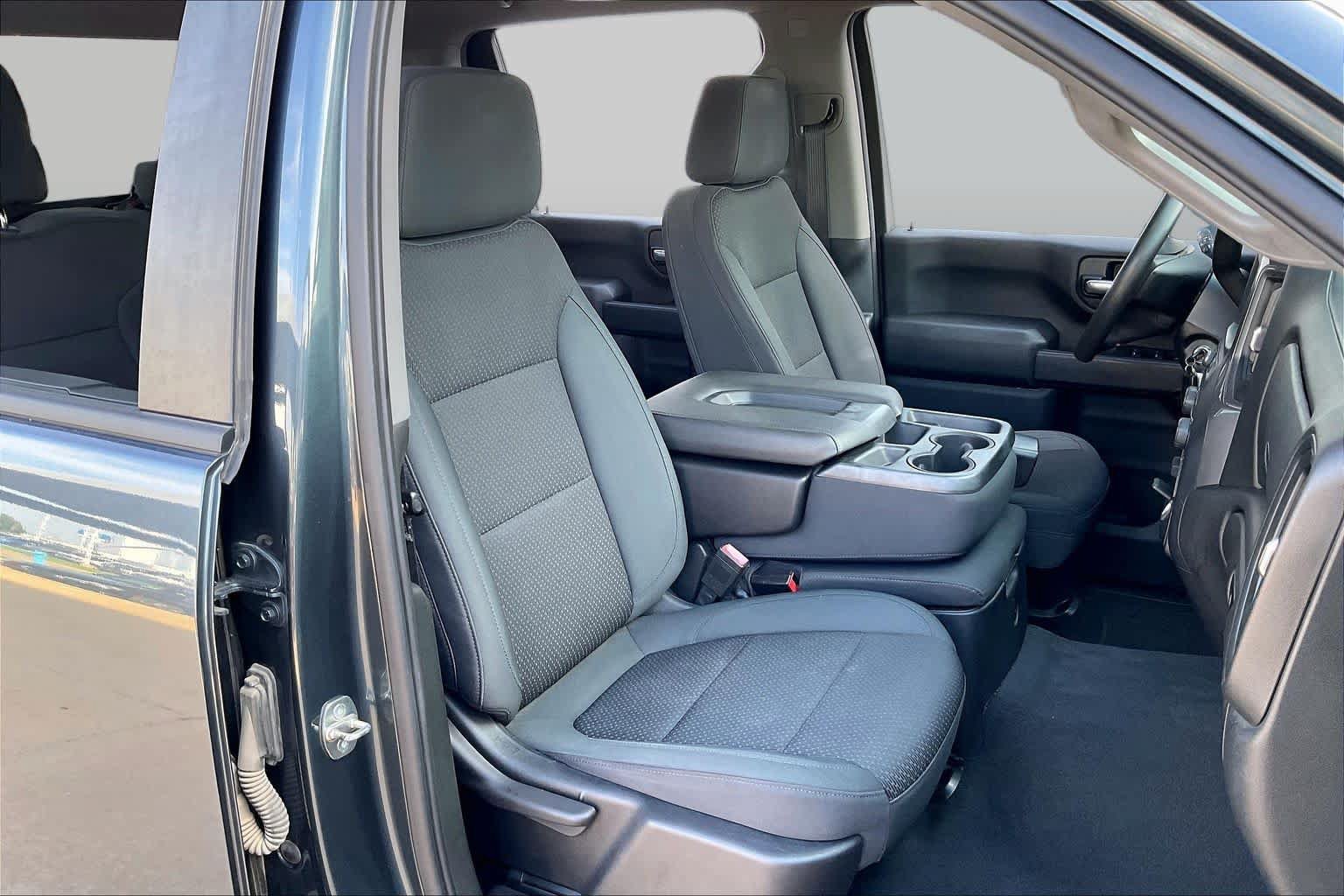 Certified 2020 Chevrolet Silverado 2500 Custom w/ Custom Convenience Package AWD/4WD image 10