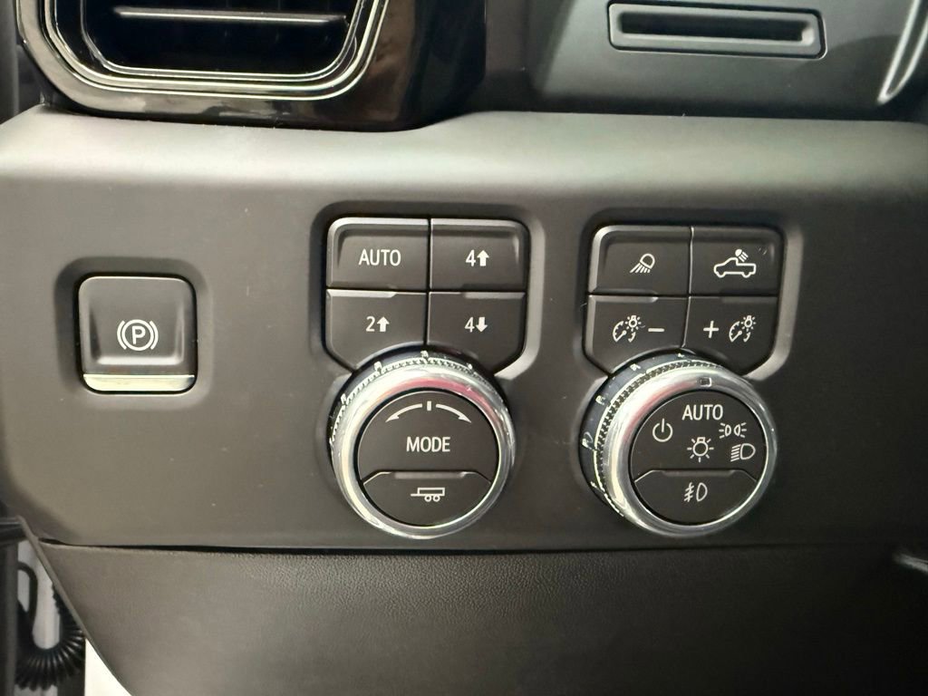 New 2026 GMC Sierra 1500 AT4 w/ AT4 Premium Package image 18