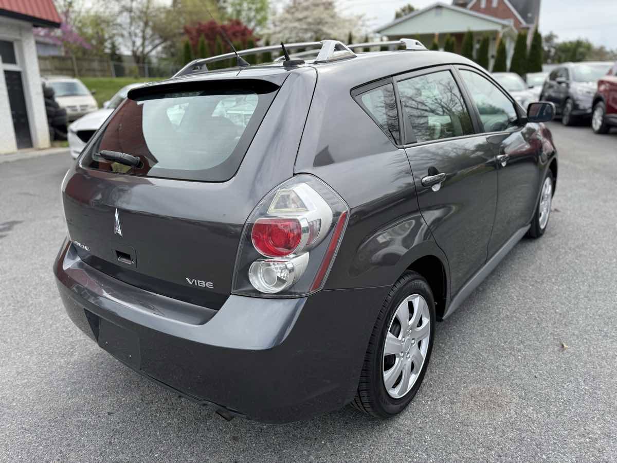Used 2009 Pontiac Vibe w/ Preferred Package image 7