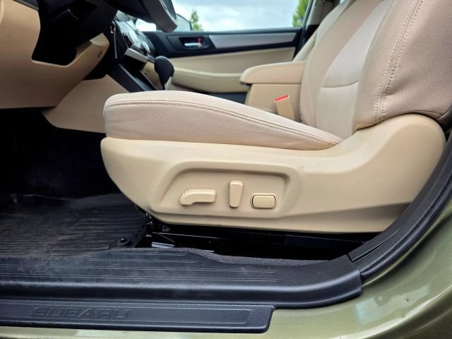 Used 2018 Subaru Outback 2.5i Premium AWD/4WD image 40
