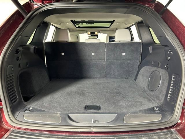 Used 2021 Jeep Grand Cherokee Summit AWD/4WD image 16