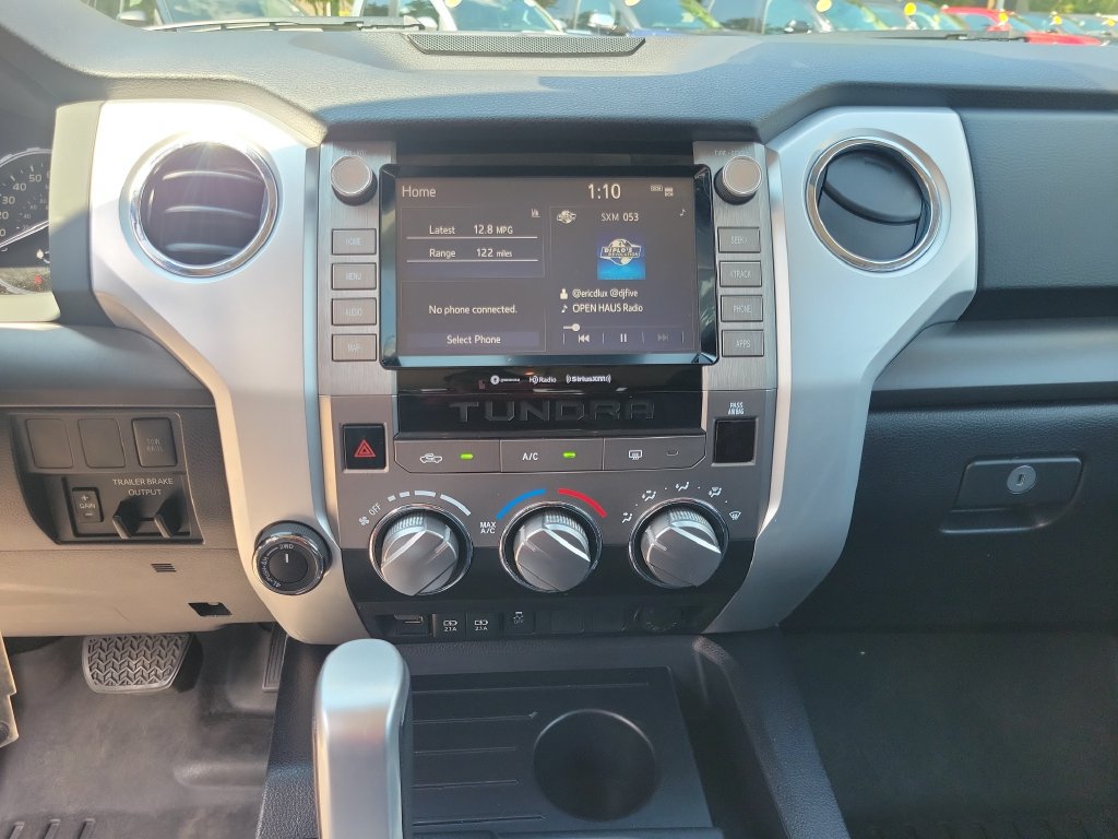 Certified 2020 Toyota Tundra SR5 w/ SR5 Upgrade Package AWD/4WD image 30