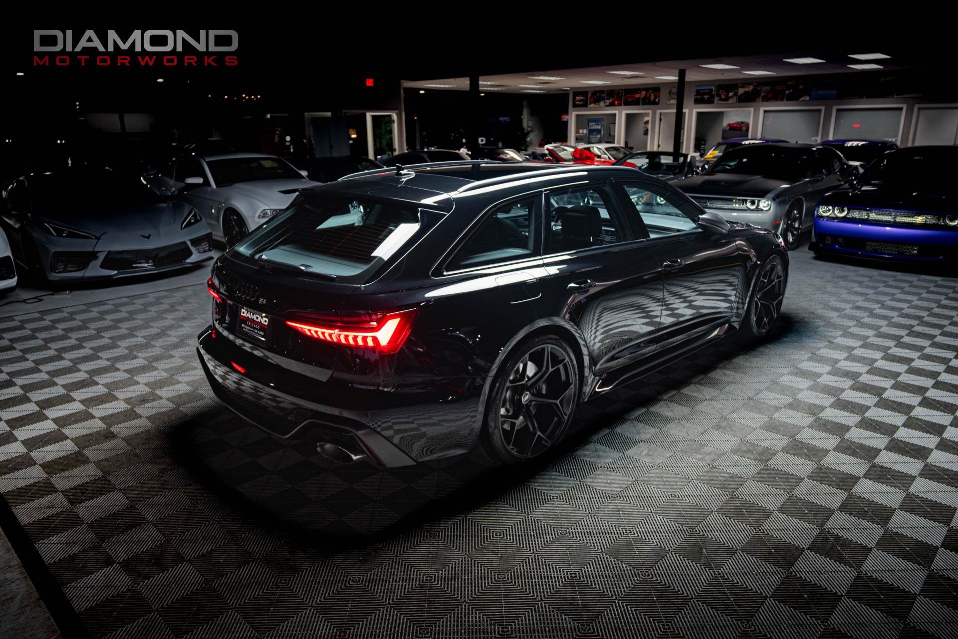 Used 2024 Audi RS 6 performance image 3