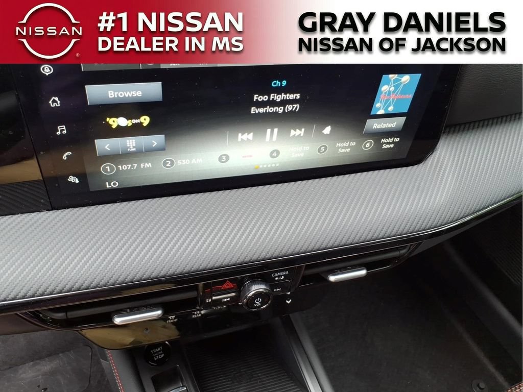 Certified 2025 Nissan Kicks SR AWD/4WD image 24