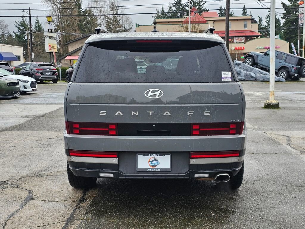 Used 2024 Hyundai Santa Fe Limited image 6