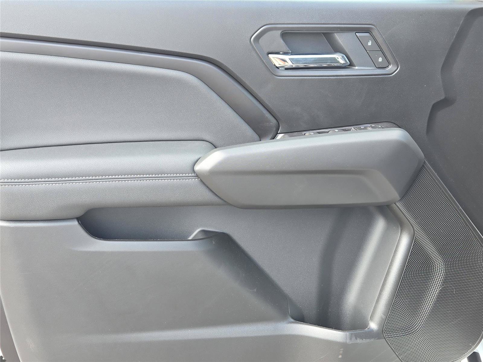 New 2026 GMC Canyon Elevation w/ Convenience Package RWD image 13