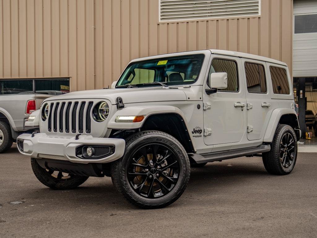Used 2022 Jeep Wrangler Unlimited Sahara AWD/4WD image 6