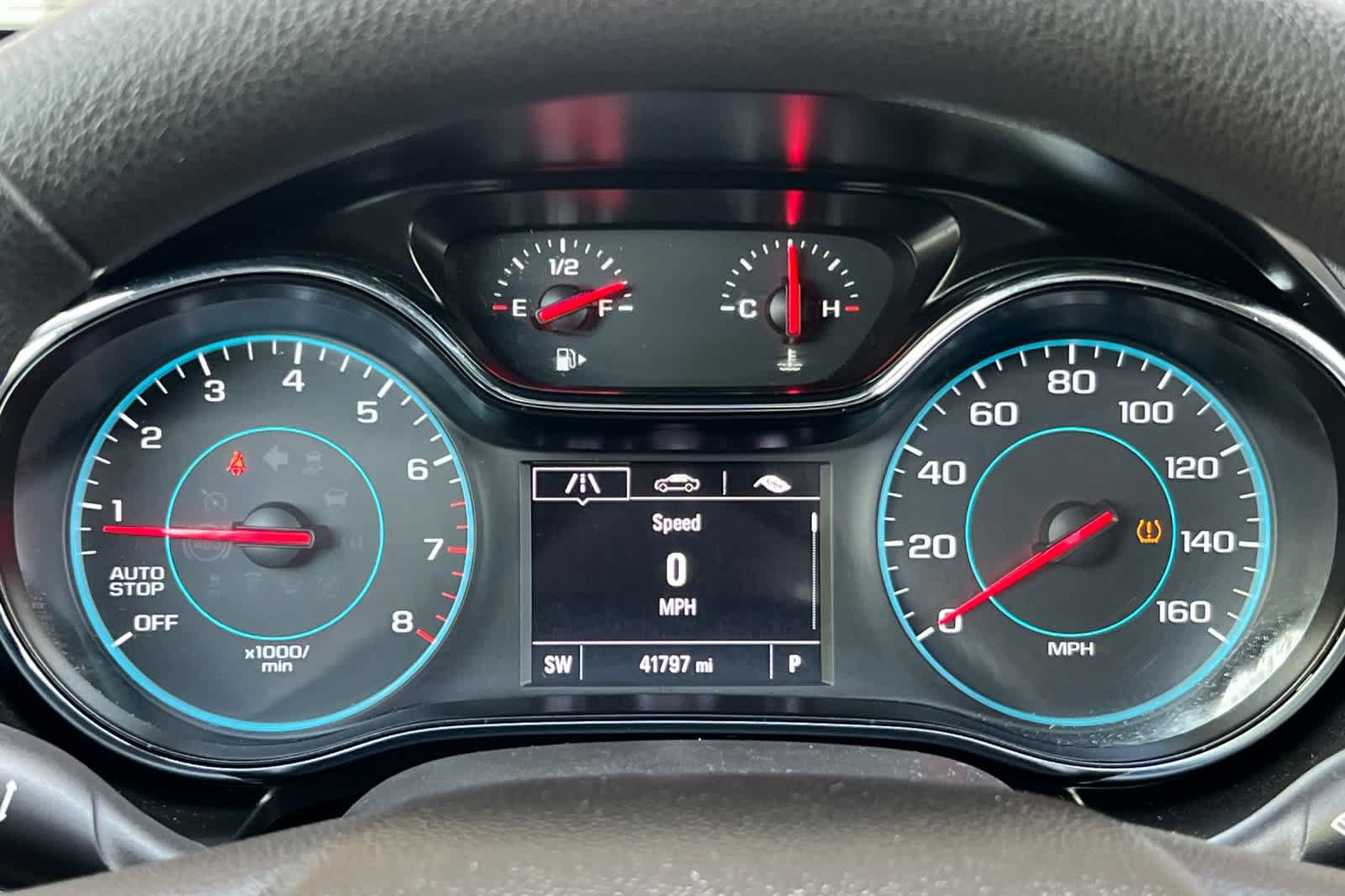 Used 2018 Chevrolet Cruze LT FWD image 25