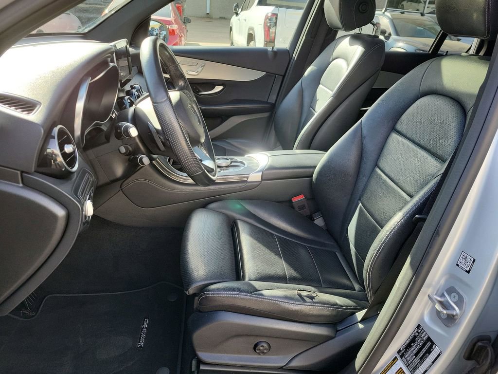 Used 2019 Mercedes-Benz GLC 300 image 19