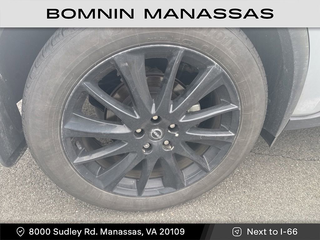 Used 2023 Nissan Murano SV w/ SV Midnight Edition Package image 7