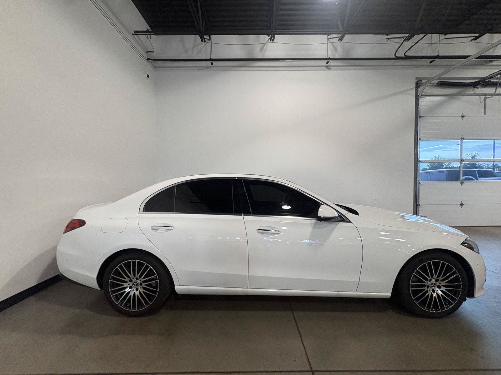 Used 2024 Mercedes-Benz C 300 4MATIC Sedan image 2