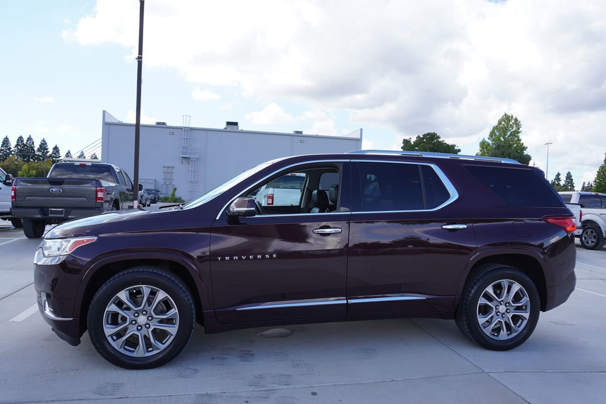 Used 2019 Chevrolet Traverse Premier w/ Driver Confidence II Package image 3