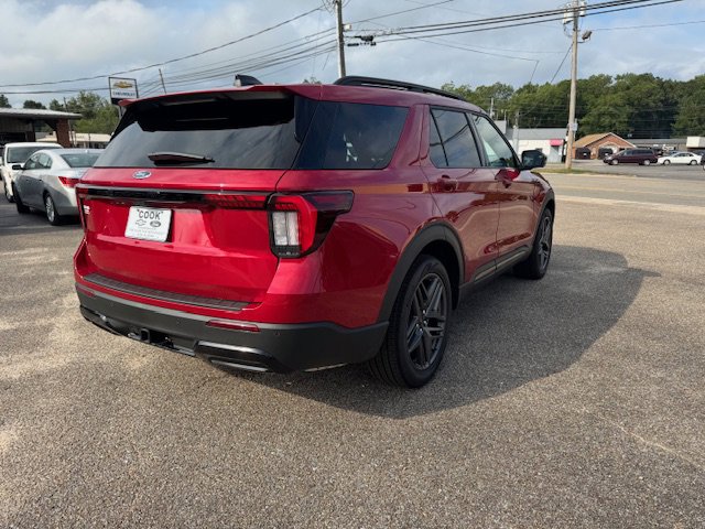 New 2025 Ford Explorer ST-Line image 6