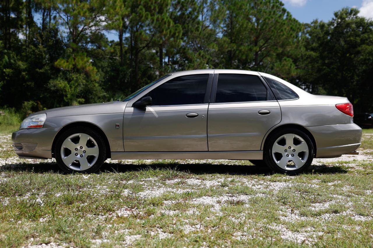 Used 2003 Saturn L-Series L200 w/ Audio Pkg I FWD image 3