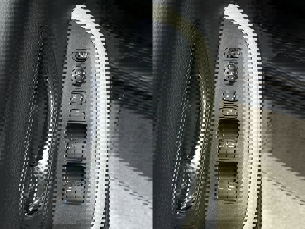 Used 2023 Honda HR-V LX image 22