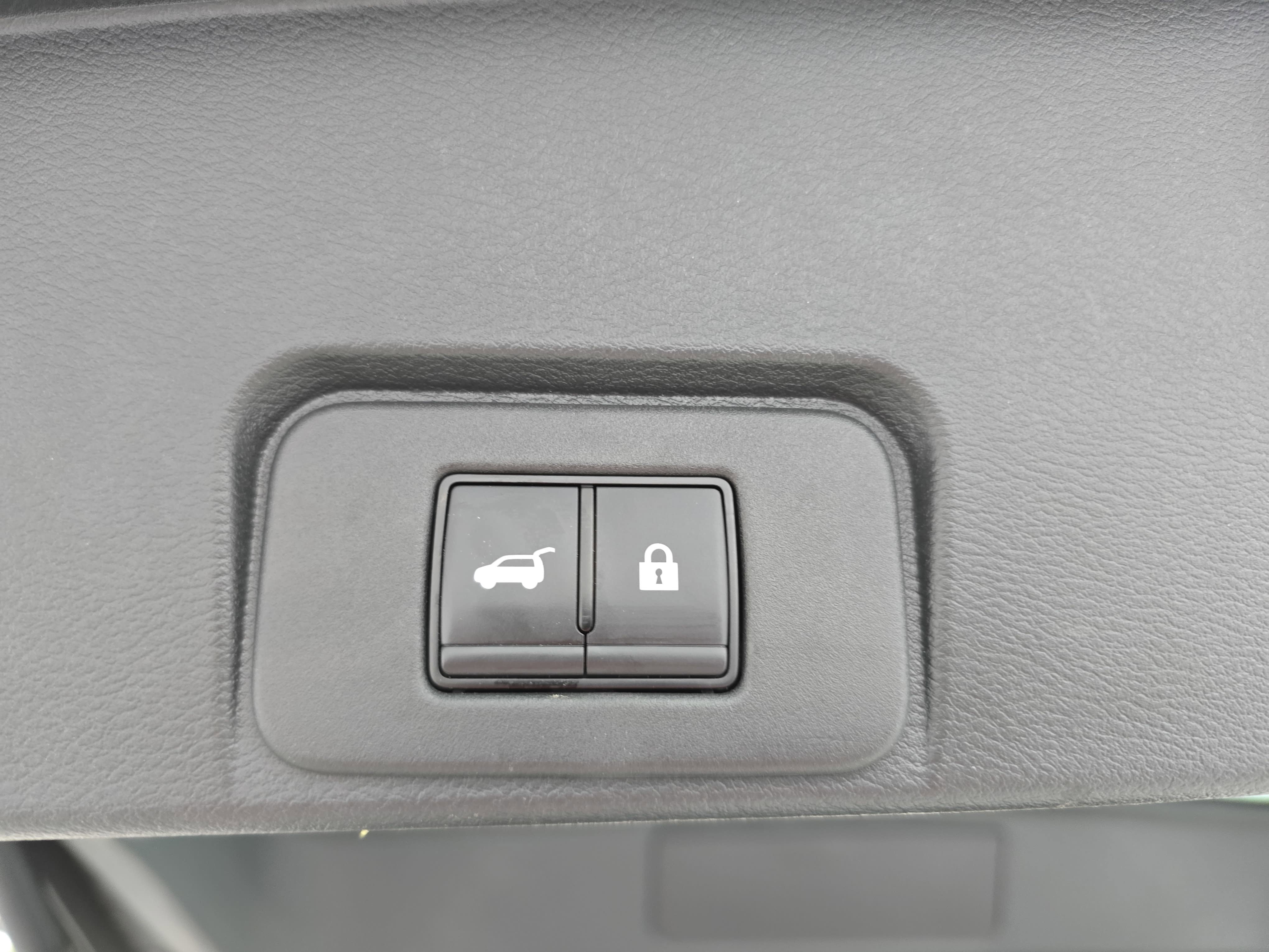 Certified 2023 Nissan Rogue Platinum w/ Platinum Premium Package image 13