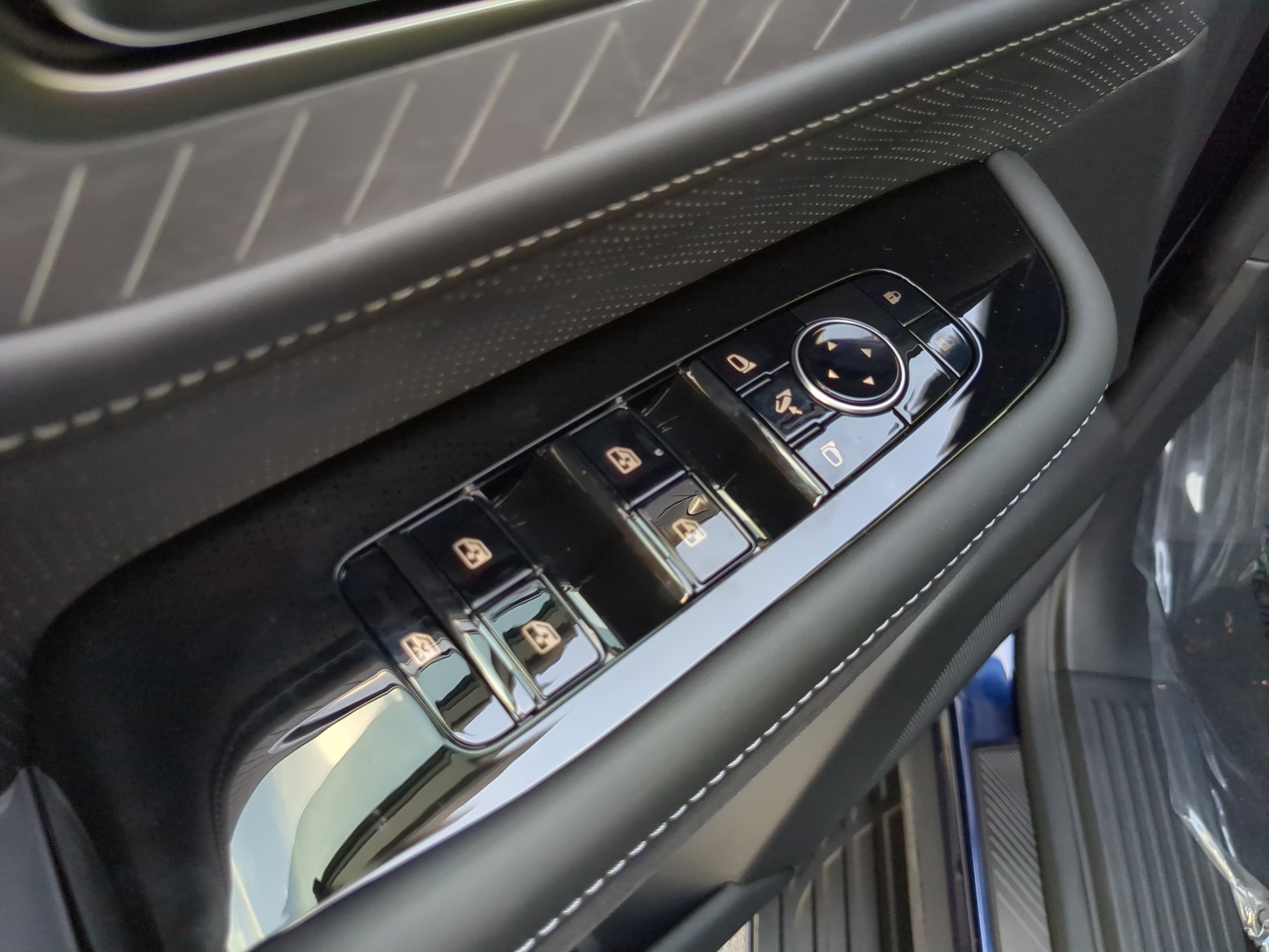 New 2026 INFINITI QX80 Autograph w/ Premium Cargo Package image 19