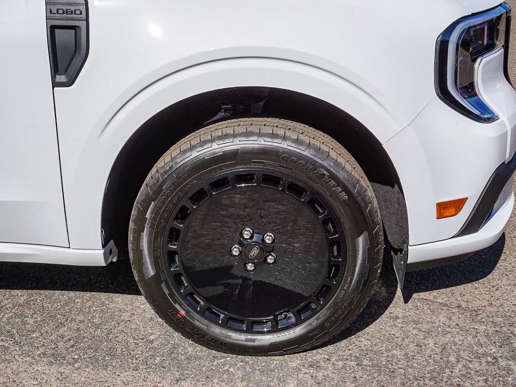 New 2025 Ford Maverick Lobo image 11