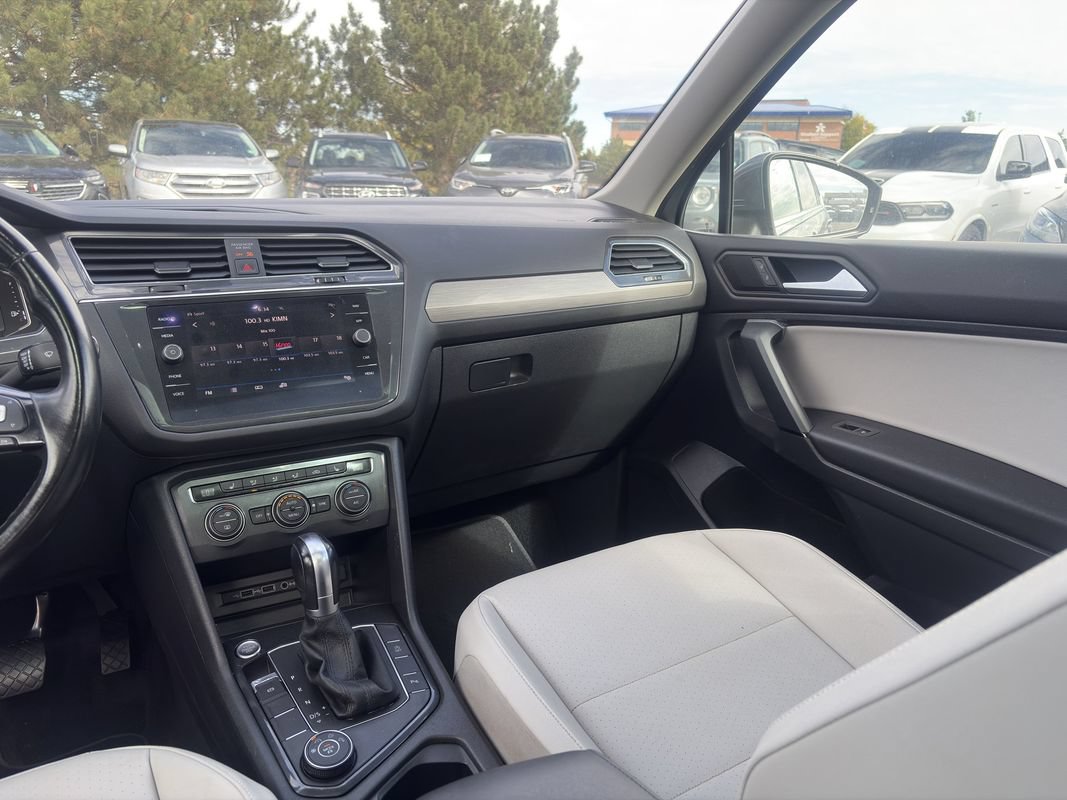 Used 2019 Volkswagen Tiguan SEL AWD/4WD image 19