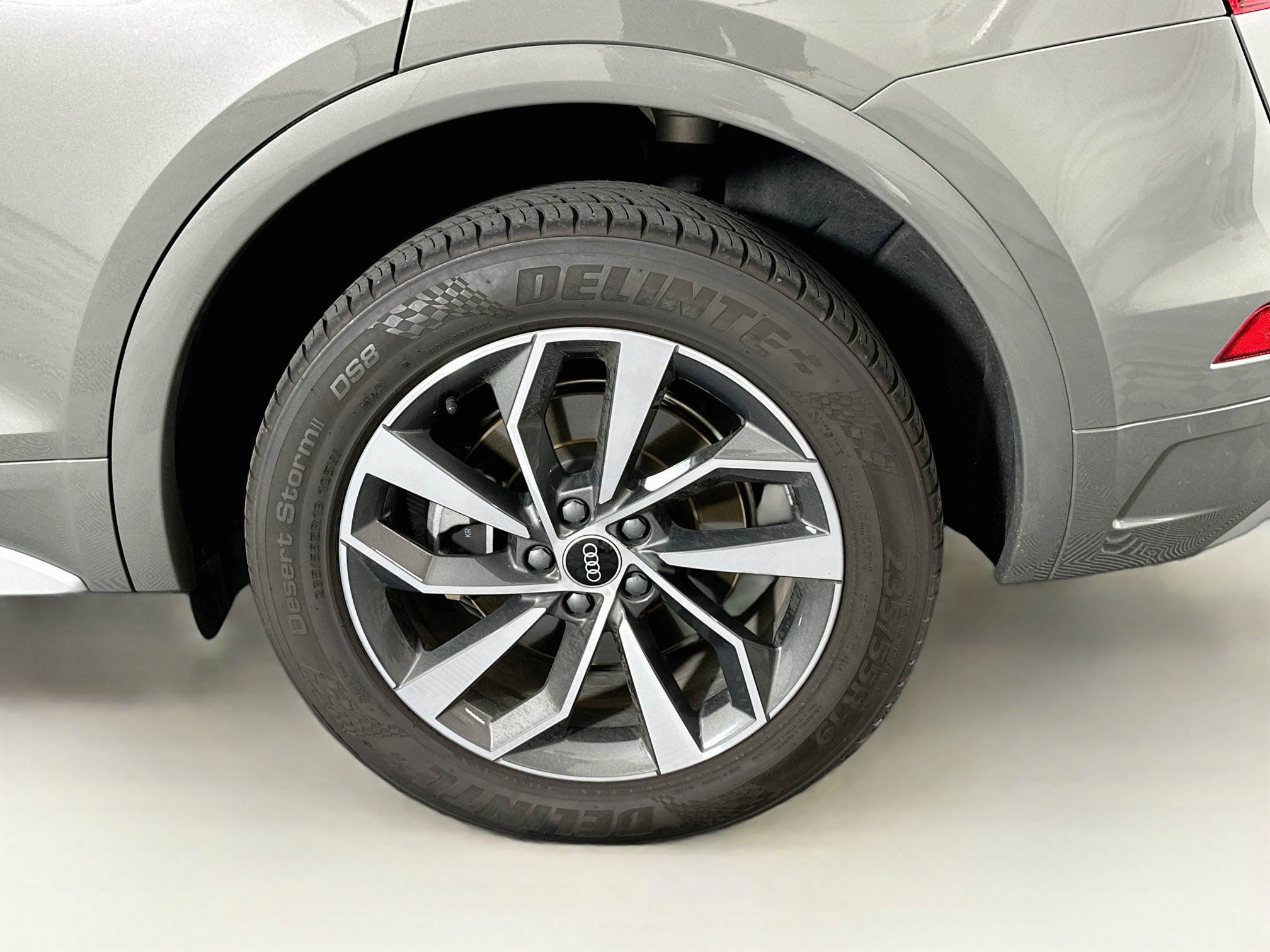Used 2024 Audi Q5 2.0T Premium Plus AWD/4WD image 11