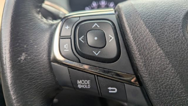 Used 2018 Toyota Avalon XLE Plus image 26