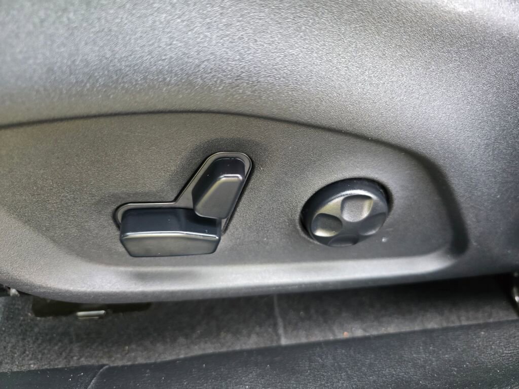 Used 2021 Jeep Compass 80th Special Edition image 23