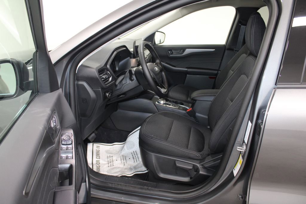 New 2026 Ford Escape Active w/ Cold Weather Package image 18