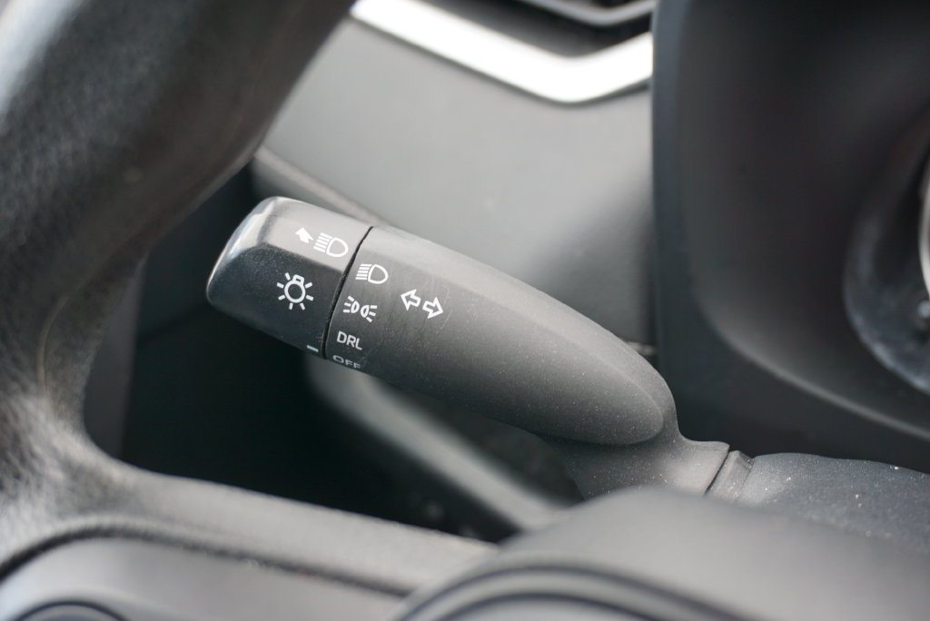 Used 2022 Toyota RAV4 LE AWD/4WD image 22