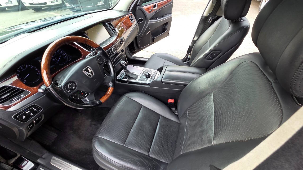 Used 2015 Hyundai Equus Signature RWD image 31