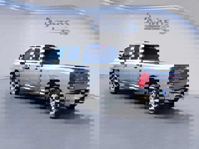 Used 2024 RAM 1500 Classic SLT image 3