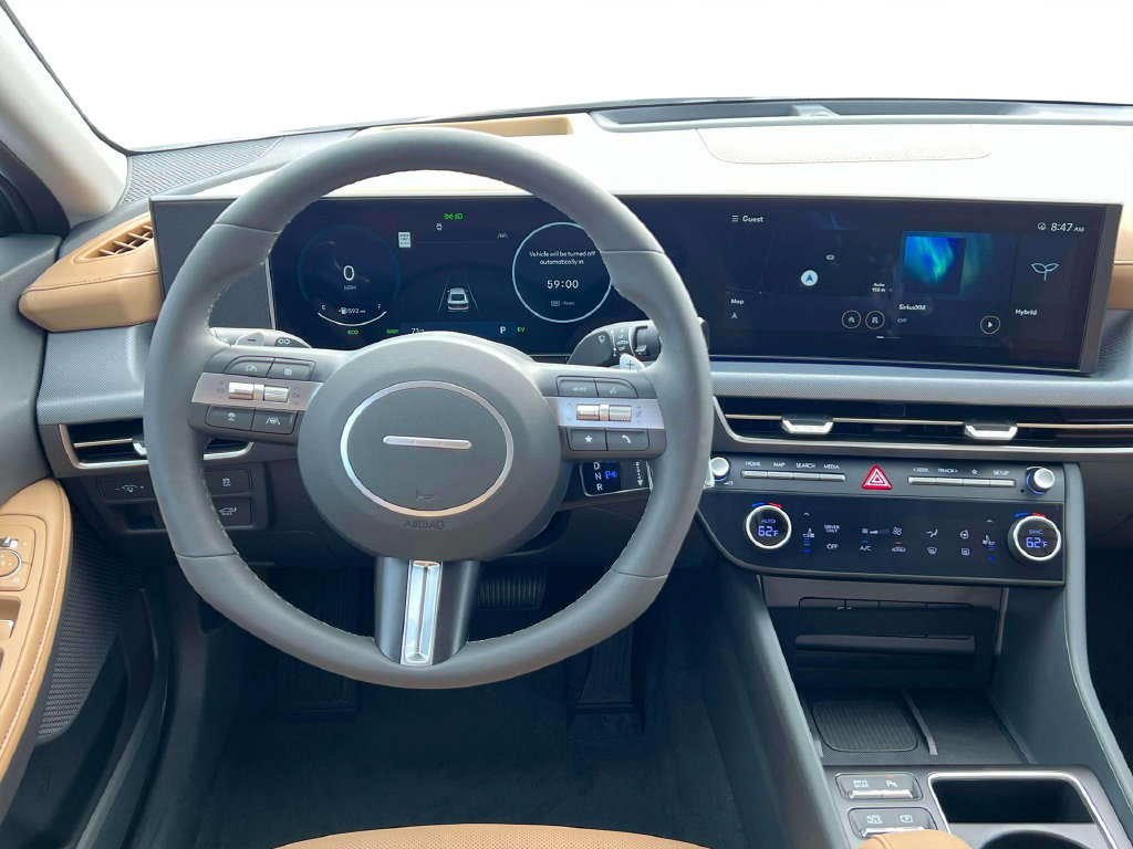 New 2025 Hyundai Sonata Limited FWD image 17
