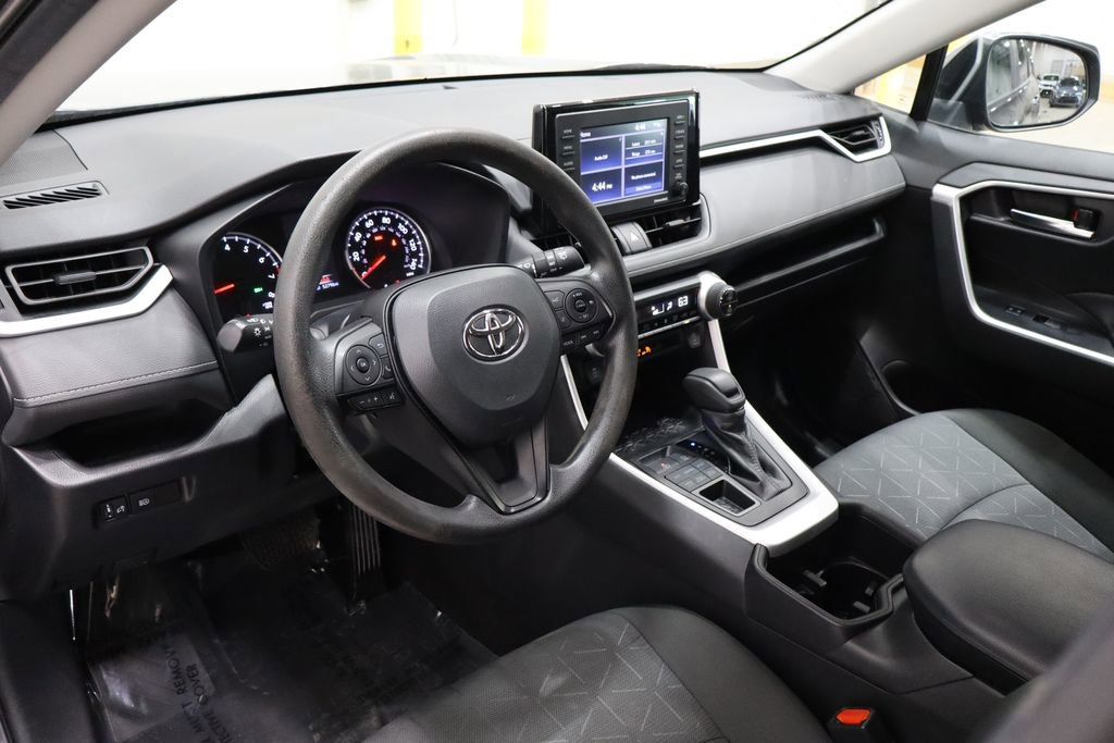 Used 2022 Toyota RAV4 XLE image 22