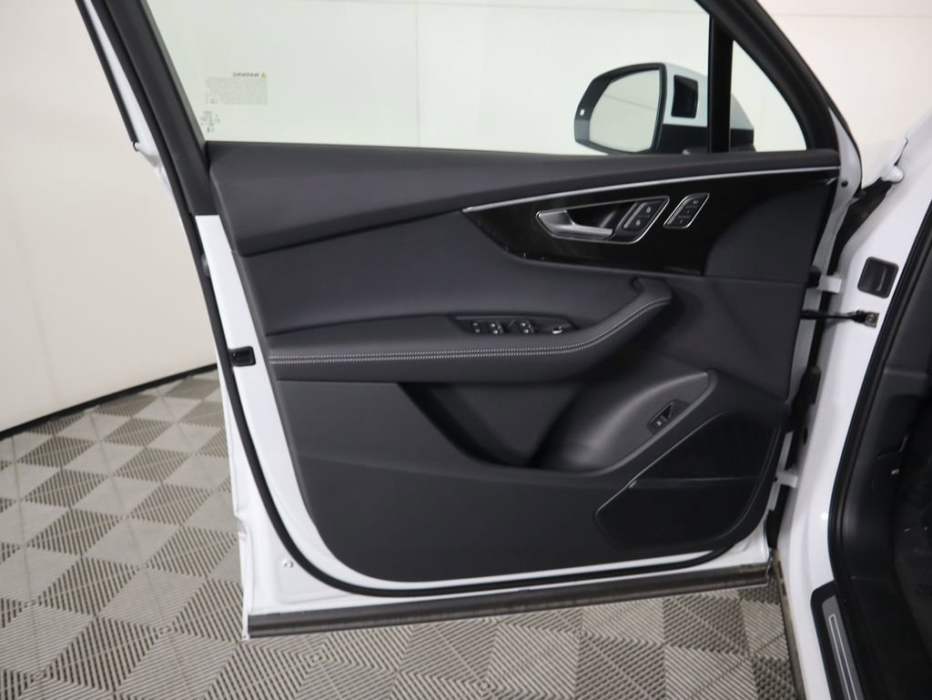 New 2025 Audi Q7 3.0T Premium Plus image 26