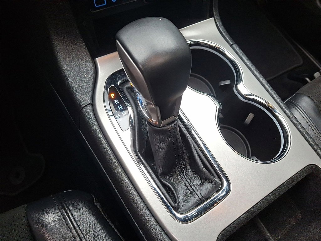 Used 2021 Jeep Grand Cherokee Laredo X image 18