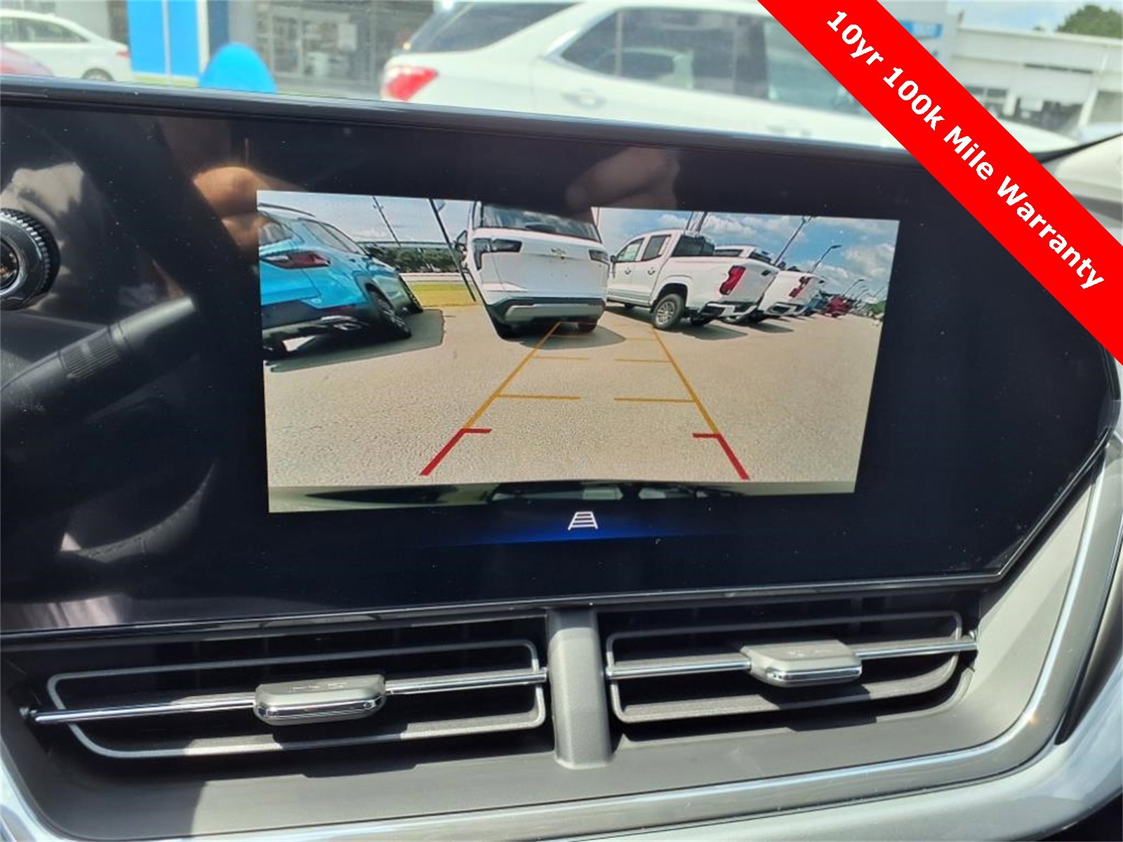 New 2025 Chevrolet Trax LT w/ LT Convenience Package image 17