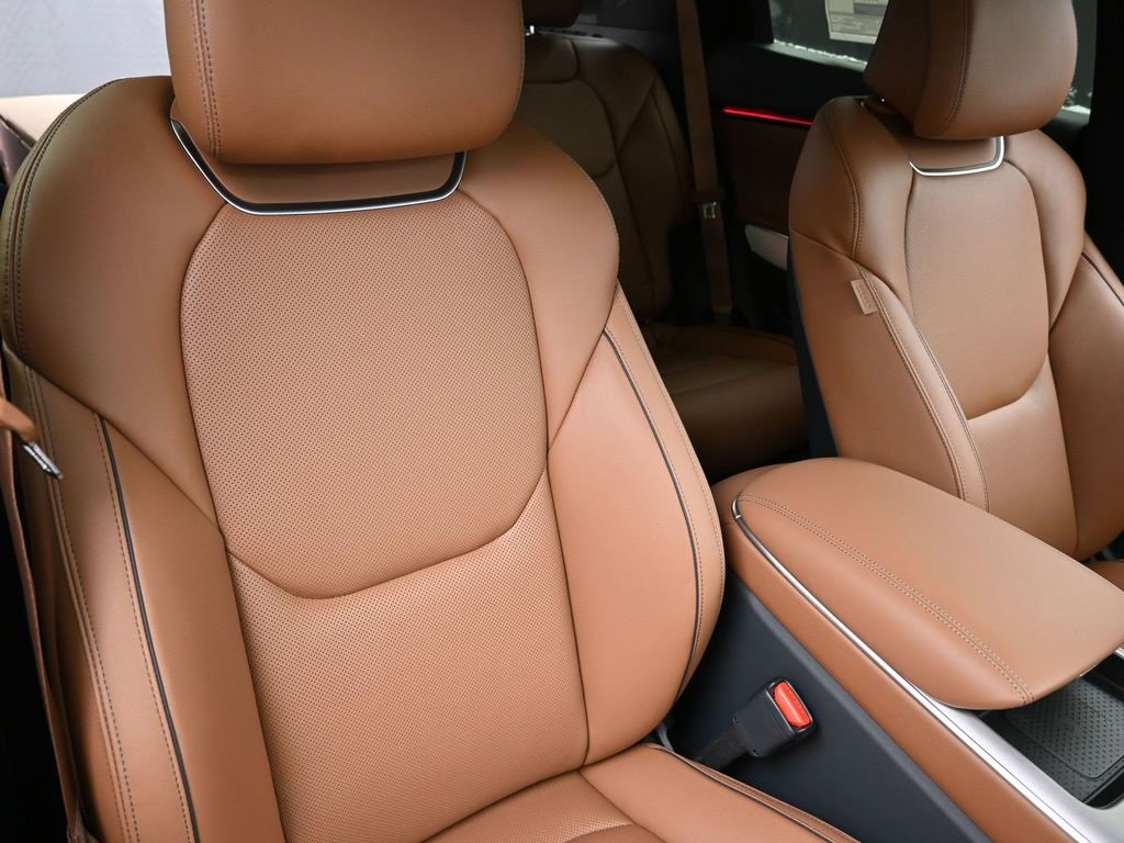 New 2026 Genesis GV70 2.5T Advanced image 15