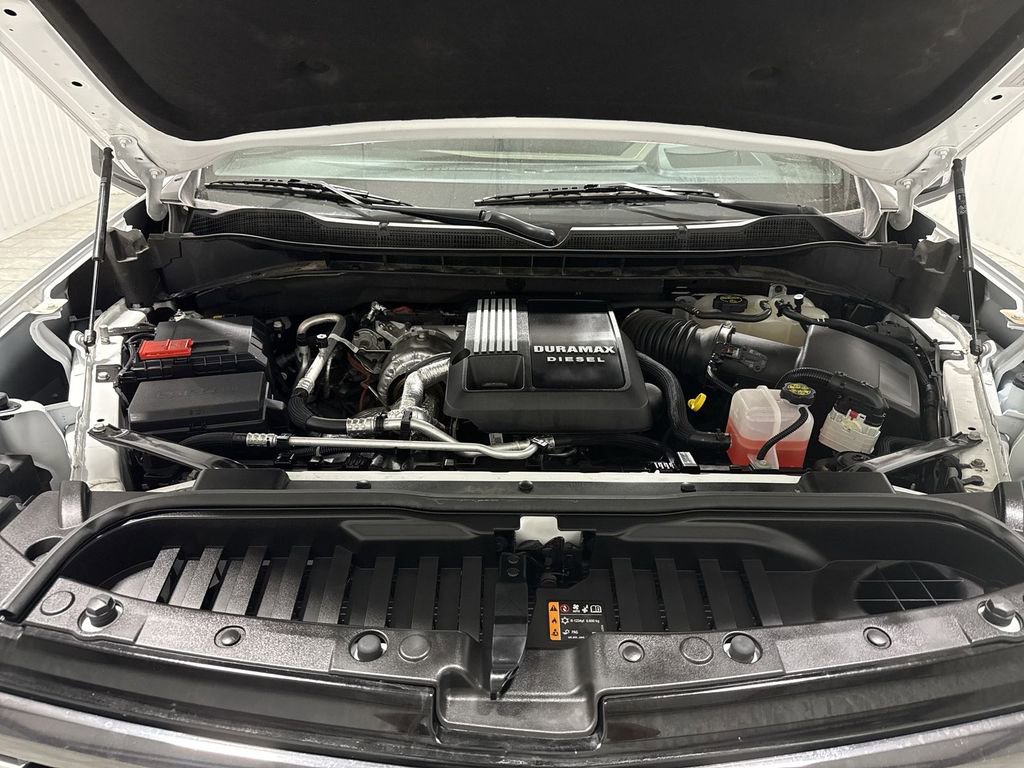 Used 2024 Chevrolet Silverado 1500 ZR2 w/ Technology Package image 31