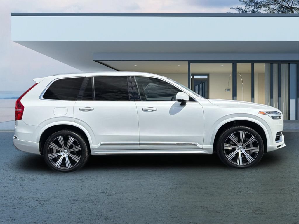 Used 2022 Volvo XC90 T8 Inscription w/ Advanced Package AWD/4WD image 3