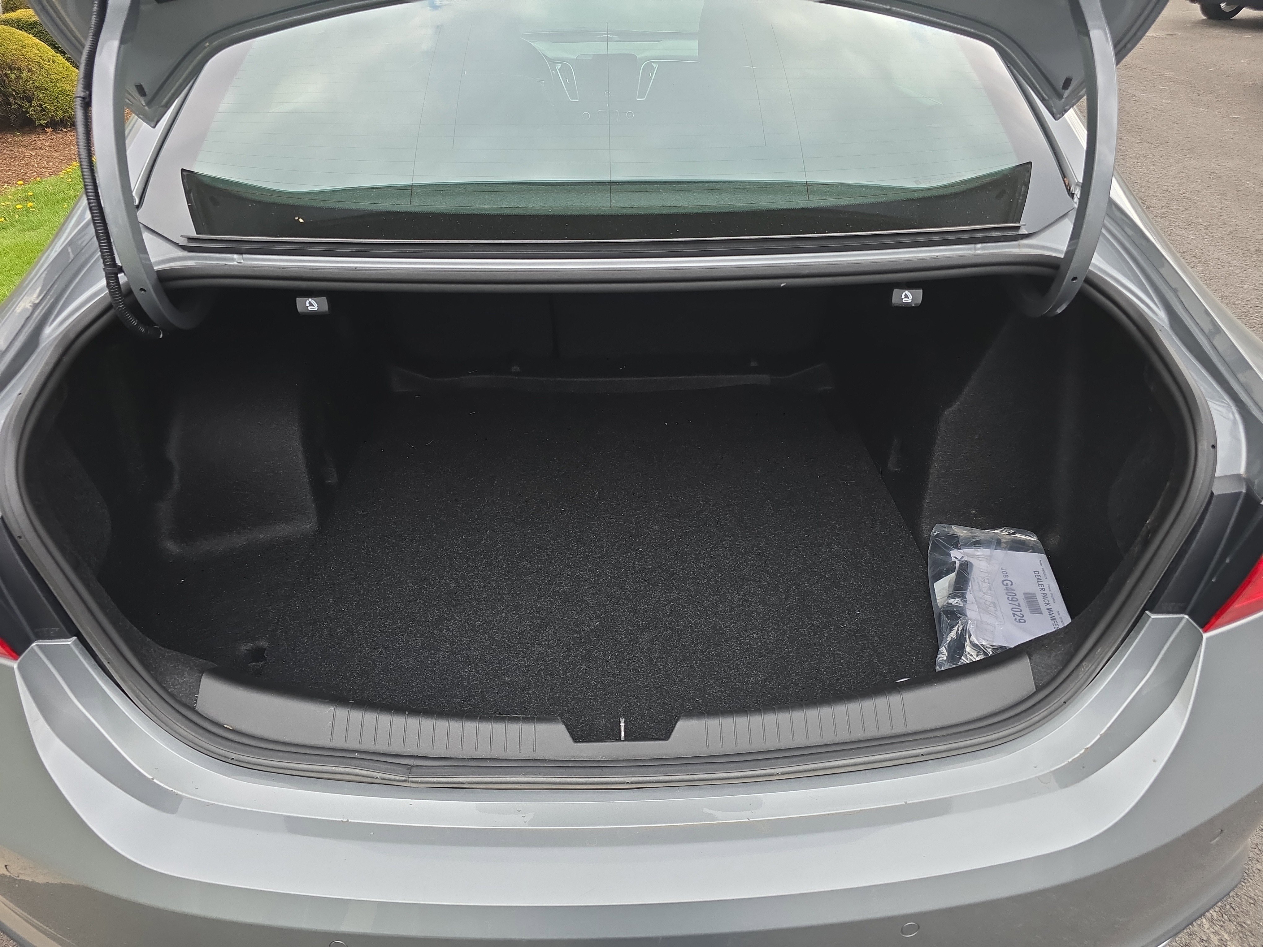 Used 2024 Chevrolet Malibu RS FWD image 5