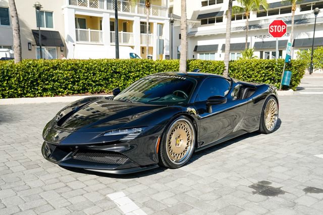 Used 2021 Ferrari SF90 Stradale image 2