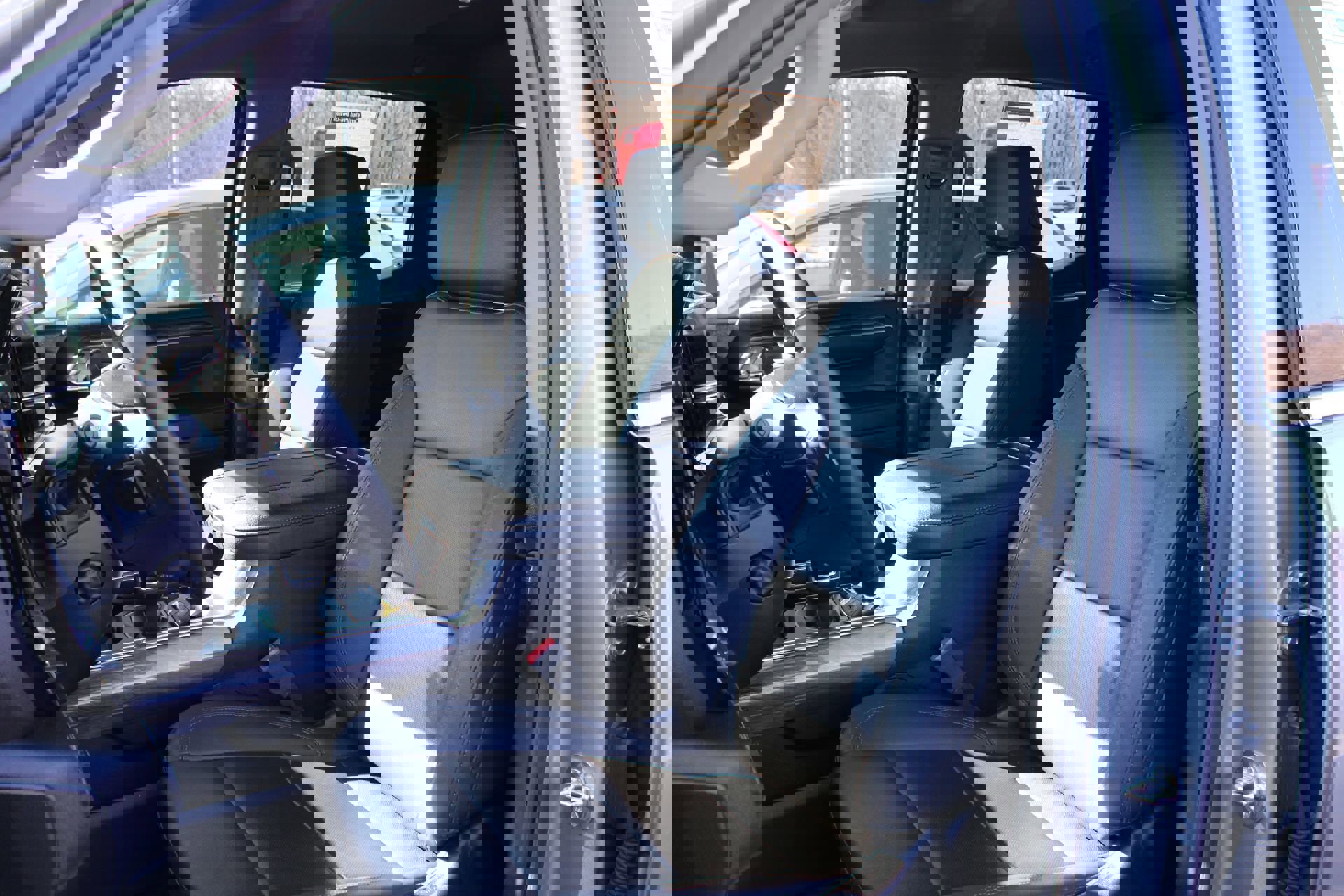 Used 2024 Chevrolet Silverado 1500 LTZ image 11